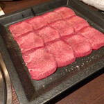 Yakiniku Kotatsu - 上タン塩　画像は2人前。