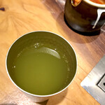 Gyuutoro Yaki Shabu Semmon Tenjuu Nimatsu Rokuzaemon - 深蒸し緑茶(おかわり自由)