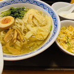 中国ラーメン揚州商人 - なんのセットか忘れた(￣▽￣;)