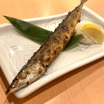 魚民 - 秋刀魚焼き