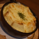 ワインバー バッカス - 熱々のパングラタン、ゴルゴンゾーラソースで（８５０円）２０２０年１０月