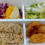 パリヤ - DELI BOX(弁当) 1,242円 ♪