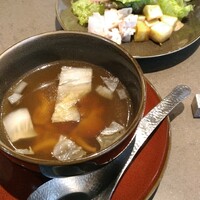 モダンチャイニーズブラッセリ― HALOW - 
