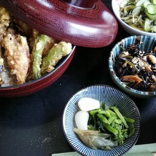 箱根湿生花園周辺でランチに使えるお店 ランキング 食べログ