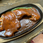 ノンシャラン - これでハーフ。普通の頼んだらこれの2倍くらいのが来るんだから凄い。大食いの人なら満足するでしょうね。