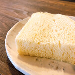 KAGEROU ebisu - おかわりOKの自家製パン！