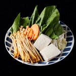 Yakuzen Hinabe Shabu Shabu Shaoweiyan - 