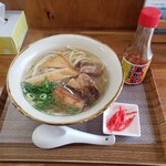 南風 - 宮古そば　600円