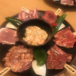 焼肉処 まるます家 - 