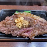 いきなりステーキ - 国産牛サーロインステーキ300g 3,300円税抜