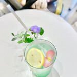 フラワーズ ベイク&アイスクリーム - 