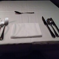 ロウリーズ・ザ・プライムリブ 恵比寿ガーデンプレイス店 - セッティング