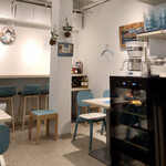 ギリシャ家庭料理 フィリ - 店内奥
