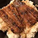 うなぎ料理 丑松 - うなぎ丼 (特上)　アップ