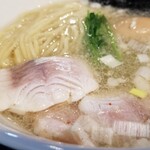 塩そば専門店 桑ばら - 昆布締めホウボウの和風塩つけそば