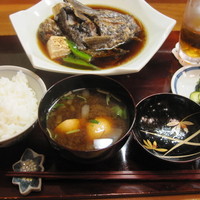 赤坂とゝや魚新 - 焼魚定食　\1,890　なんですが煮魚で♪