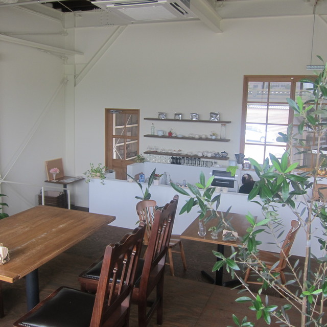 とってもステキカフェ 犀川を眺めながら 夢を見てます そうかあ すべてこの世は夢 うつつは 幻 By 行列のできる カフェ ド レヴェリー Cafe De Reverie 金沢市その他 カフェ 食べログ