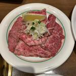 焼肉 鶯谷園 - カルビ　990円