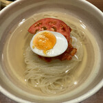 焼肉 鶯谷園 - 冷麺　1,045円