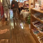 コメダ珈琲店  - 入口に消毒液