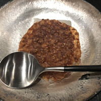 おおたに - こちらのスペシャリテ！ごま豆腐！香ばしい楽しい食感の胡麻！！もし甘味が加わったら、ブランマンジェになりそう♫