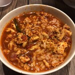 Karamen Hachiryuu - 白ごはんに完熟トマトのスープ投入