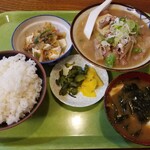 定食家 - ◆「ホルモン煮定食」