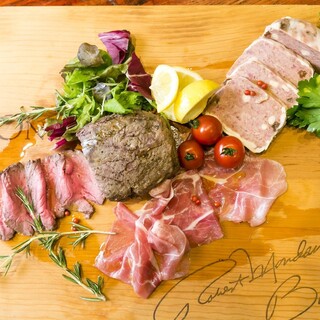 肉バル×イタリアン リトルブッチャー_2