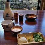 近又 - 先ず薬味類が運ばれます