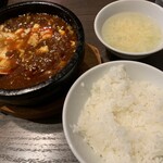 味覚 - 味覚石焼麻婆豆腐定食（￥850円）