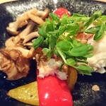 炭火焼き鶏とスパイスカレー 日本橋室町 ハラカラ - 