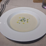 ビストロ シードルバー アルモリカ - 里芋のスープ