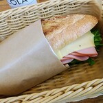 NICOLAO Coffee And Sandwich Works - チャバッタ ハム＆チーズ