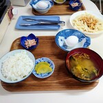 上高地食堂 - 小ライスと付け合わせ