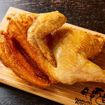 Otaru specialty “Fried young chicken half”