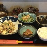 沖縄居酒屋 畑人 - ランチタイム限定！沖縄定食