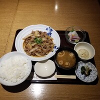 みちのく - 十和田バラ焼定食 さしみ小鉢付き