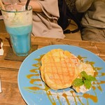 BONDSRAMPCAFE - 