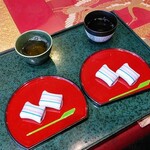 糸切餅 元祖莚寿堂本舗  - 糸切餅 ２人分・200円