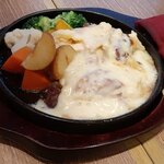 CHEESE CRAFT WORKS - チーズかけステーキの出来上がり