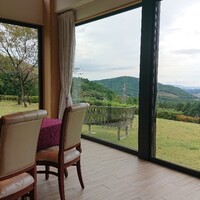 阿蘇迎賓館 縷々 - デザートをいただく部屋の様子