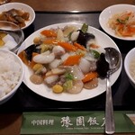 豫園飯店 - ランチメニュー　八宝菜