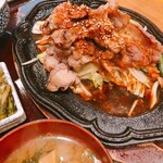 菱田屋 - 牛肉シャリアピンステーキ