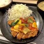 松のや - 彩りチーズトマトささみかつ定食 ¥730税込