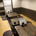 炉端焼き酒場 一心 - 掘りごたつ