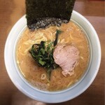 寿々喜家 - 独立系家系ラーメンの中では、図抜けた出来栄えです。