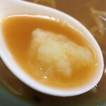 寿々喜家 - 味変でおろしニンニクを投入