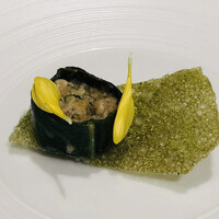 レザンファン ギャテ - 昆布森産牡蠣　セロリのタルタル　レロリのチュイル