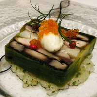 レザンファン ギャテ - 秋刀魚と椎茸　長芋　酢橘のサワークリーム　玉葱　トビッコ