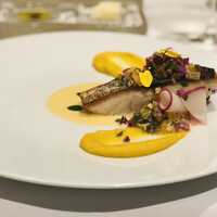 レザンファン ギャテ - サワラのソテー　ブールブランソース　摘果蜜柑　ペッパー　人参のピュレ　パセリオイル